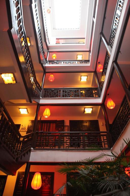 Yangshuo Morning Sun Hotel Exterior photo